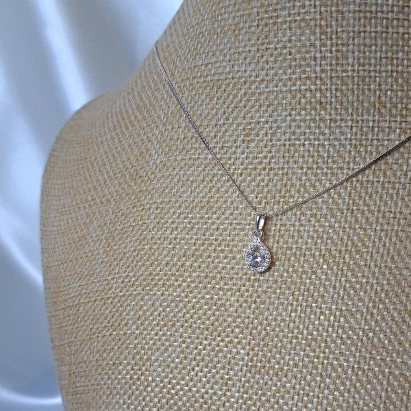 CONJUNTO MINI GOTITA CON CUBIC