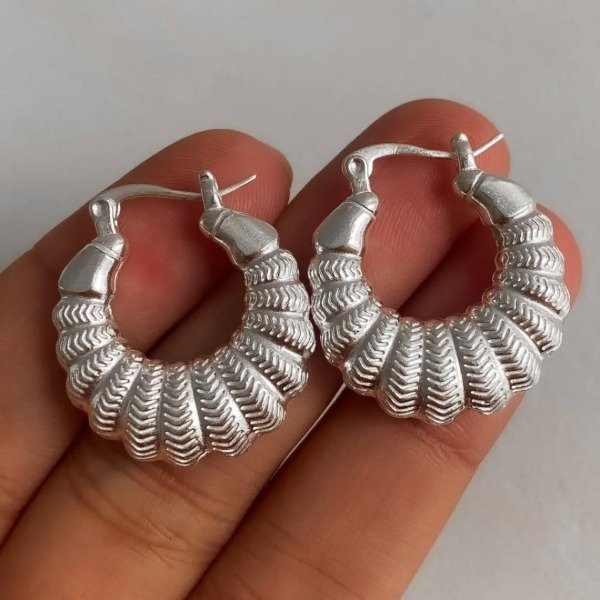ARGOLLAS TREIK LIN