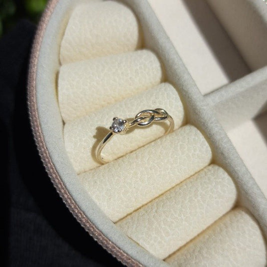 ANILLO INFINITO CON CUBIC (T.14)
