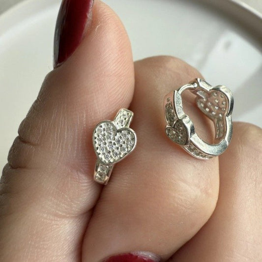 ARGOLLAS ONIRA CORAZÓN CON STRASS (1.2 CM)